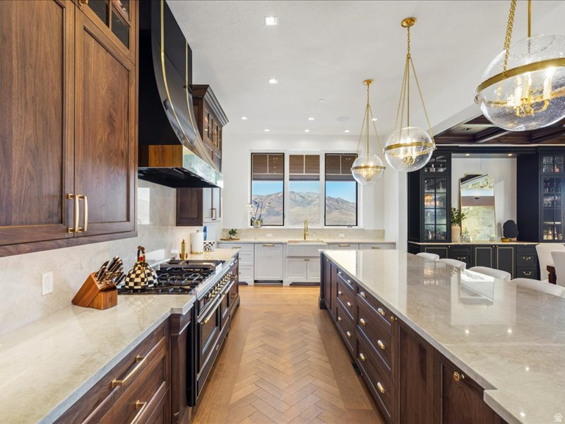 LEGACY MOUNTAIN ESTATES - Residential