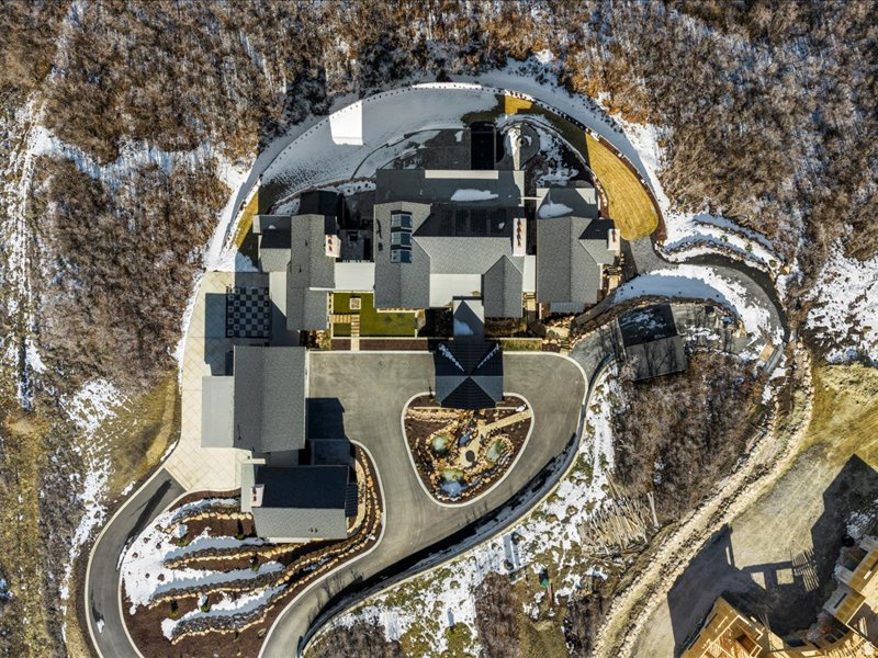 LEGACY MOUNTAIN ESTATES - Residential