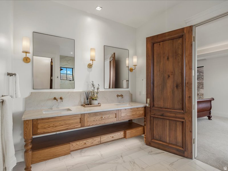 LEGACY MOUNTAIN ESTATES - Residential
