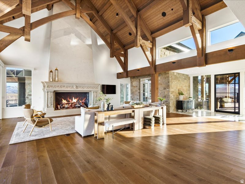 LEGACY MOUNTAIN ESTATES - Residential