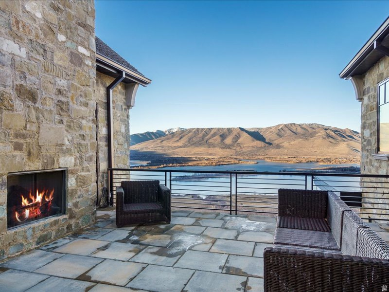 LEGACY MOUNTAIN ESTATES - Residential