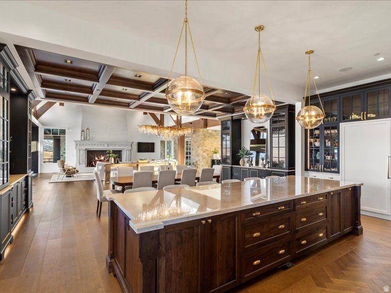 LEGACY MOUNTAIN ESTATES - Residential