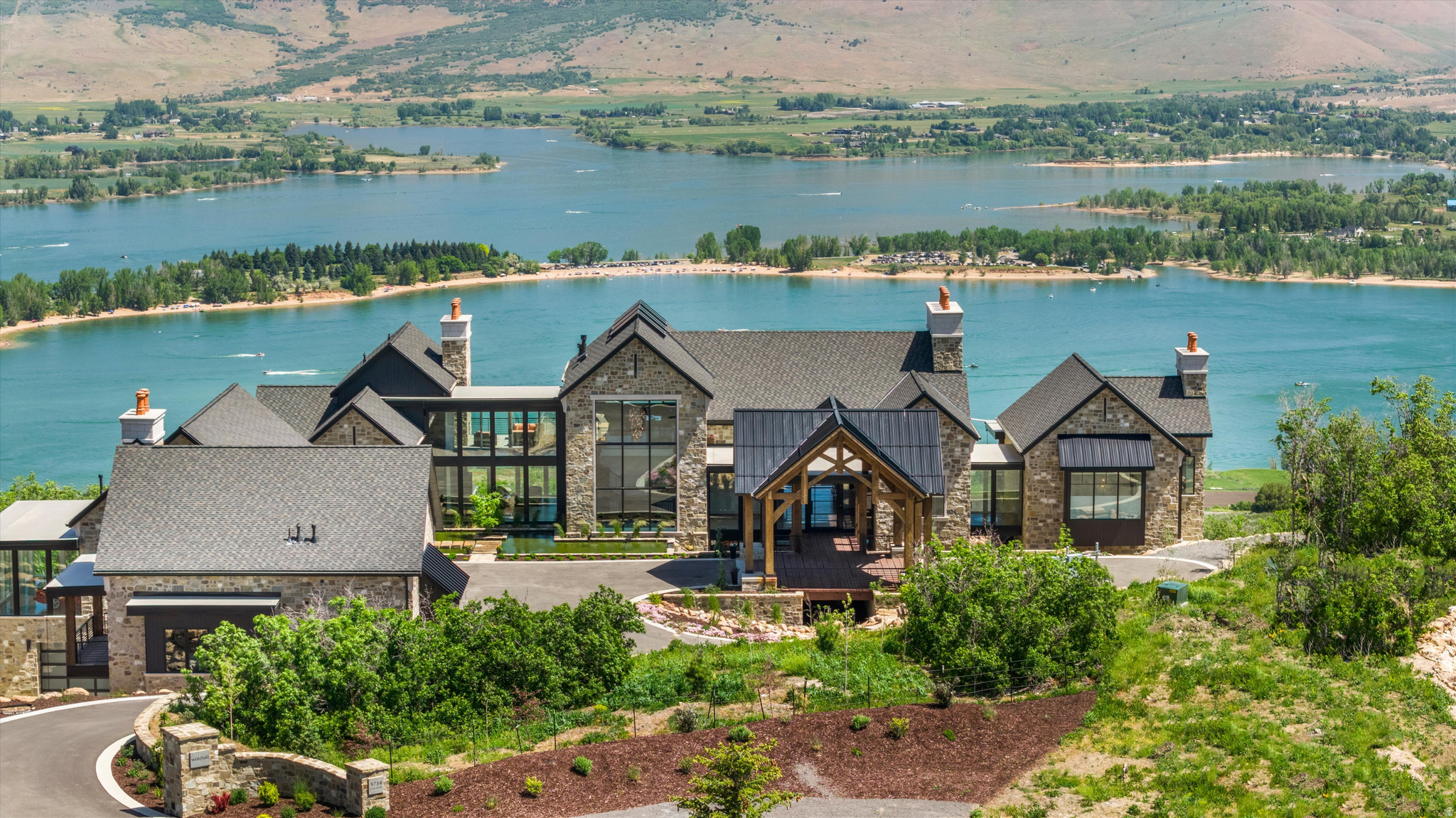 LEGACY MOUNTAIN ESTATES - Residential