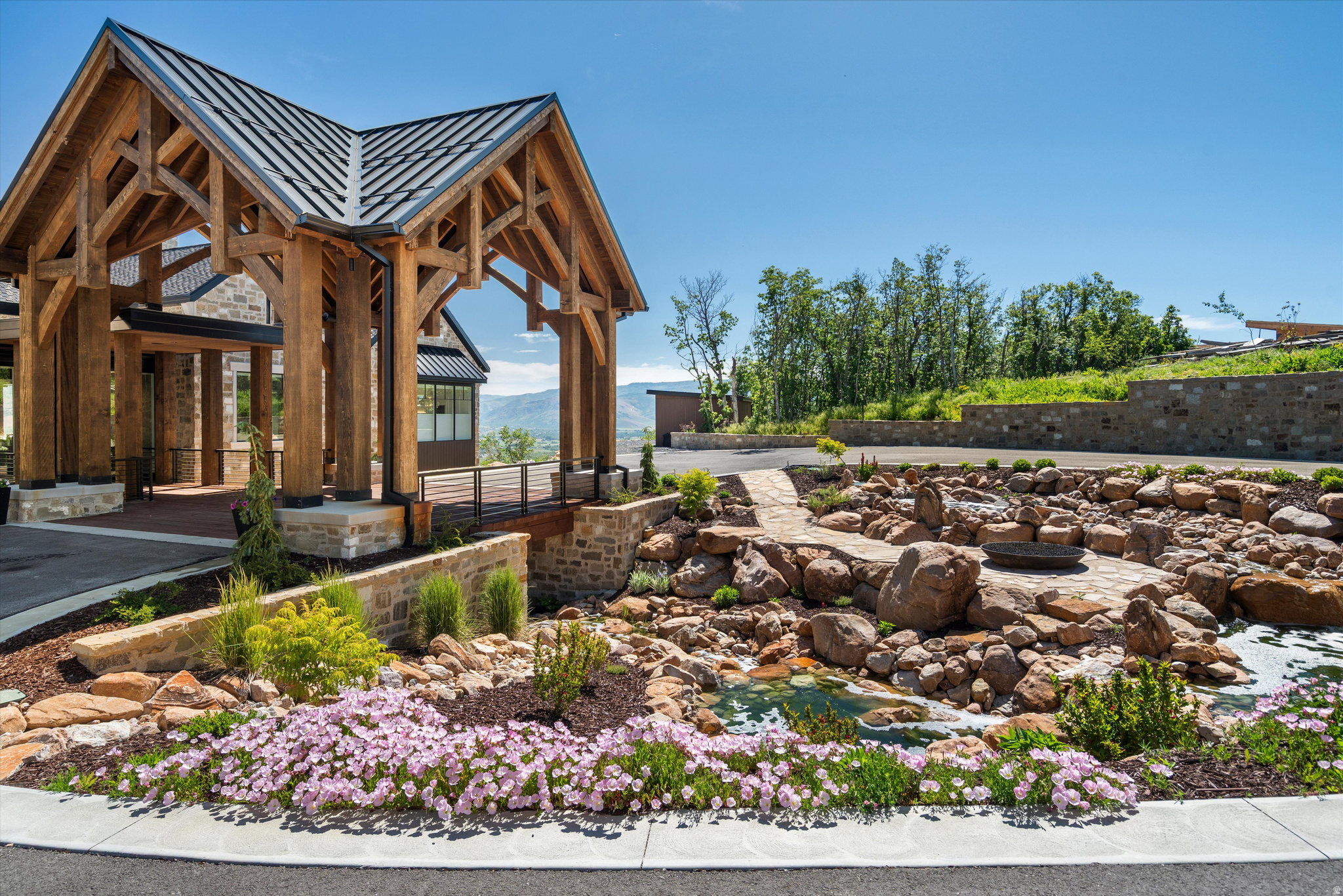 LEGACY MOUNTAIN ESTATES - Residential