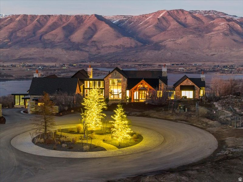 LEGACY MOUNTAIN ESTATES - Residential