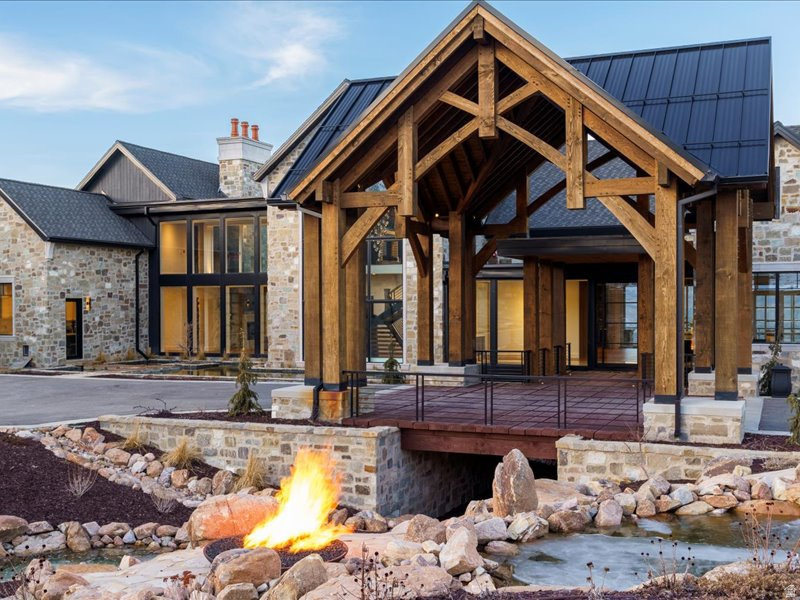 LEGACY MOUNTAIN ESTATES - Residential