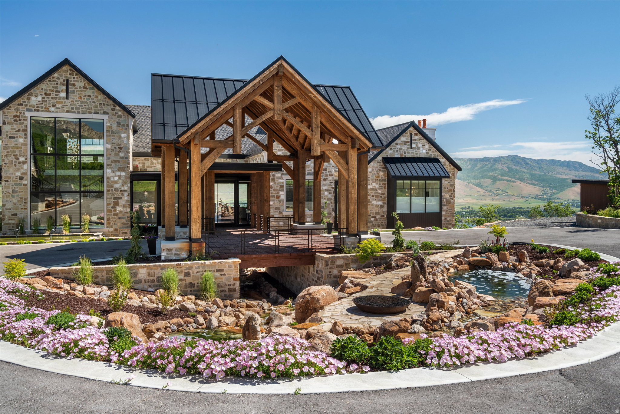 LEGACY MOUNTAIN ESTATES - Residential