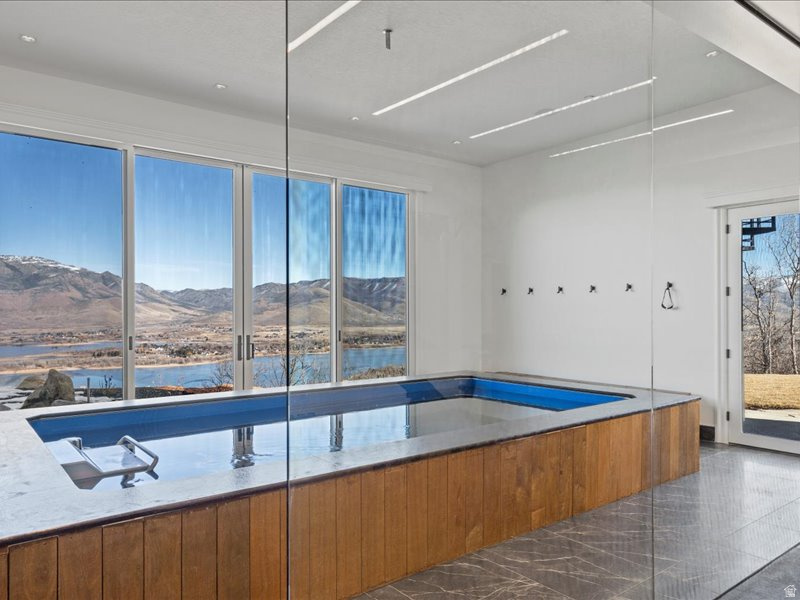 LEGACY MOUNTAIN ESTATES - Residential