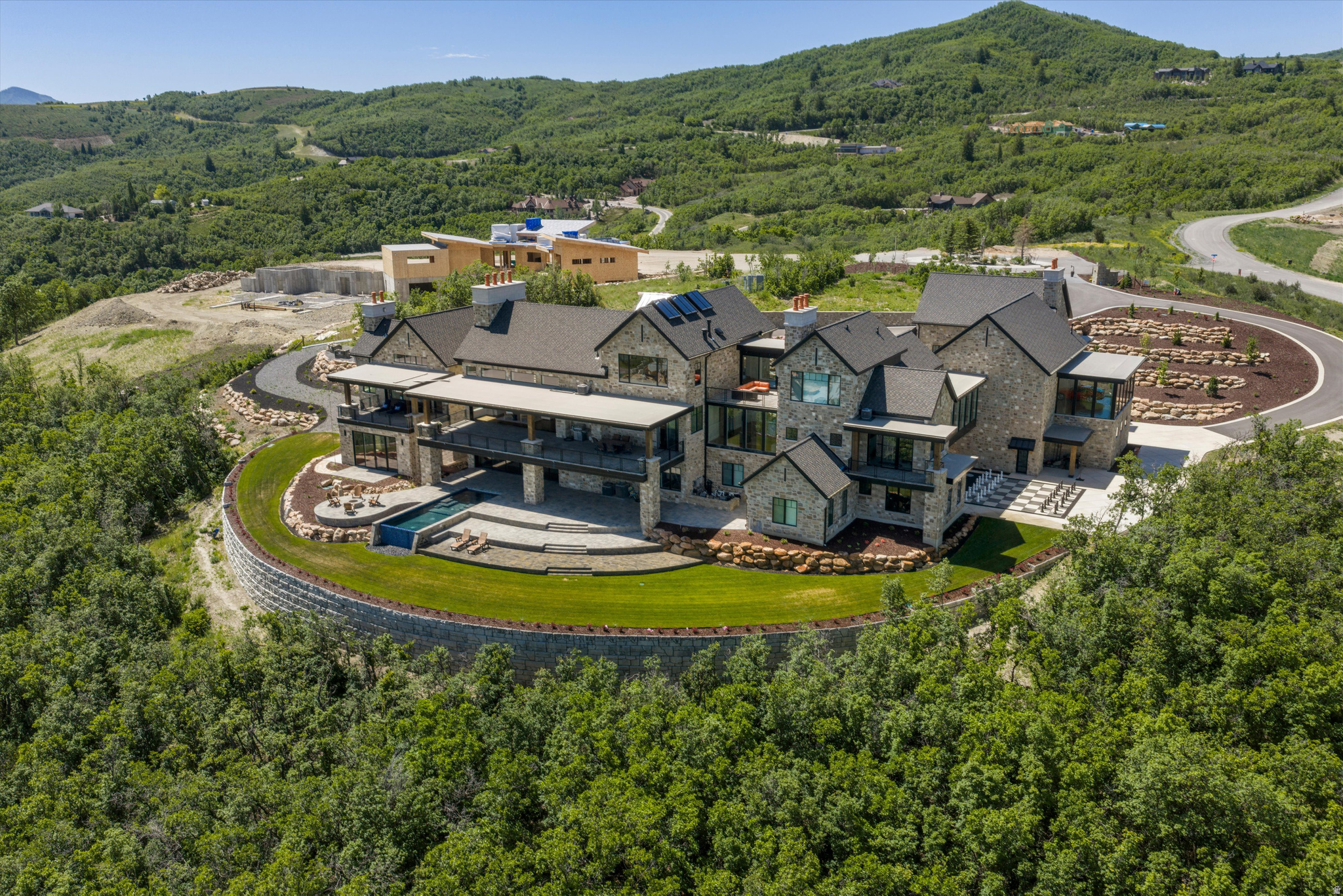 LEGACY MOUNTAIN ESTATES - Residential