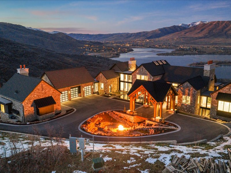 LEGACY MOUNTAIN ESTATES - Residential