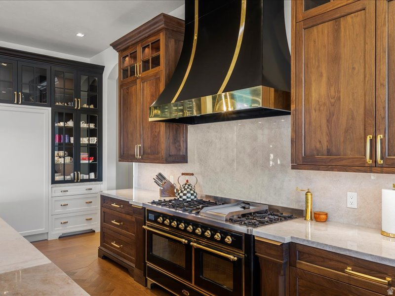 LEGACY MOUNTAIN ESTATES - Residential