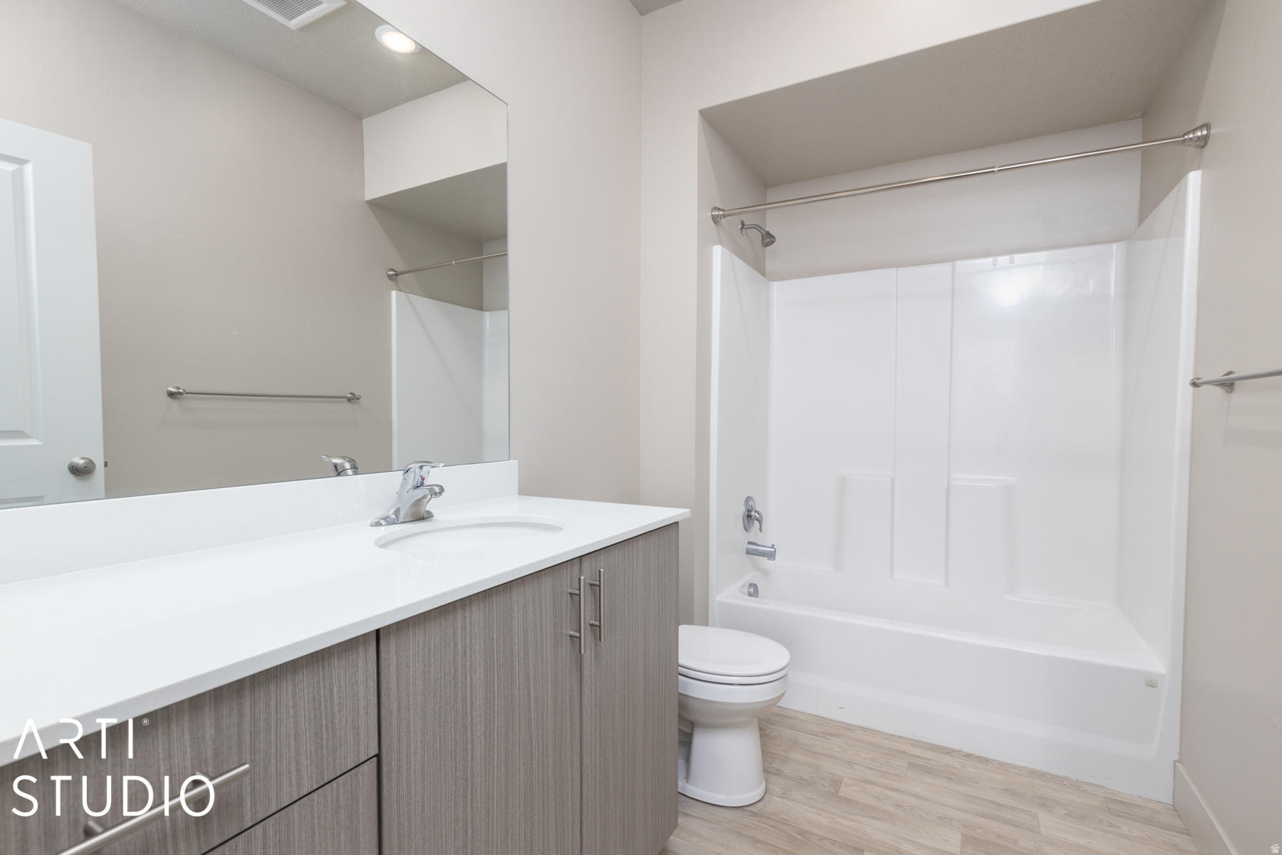 PARKSIDE SEVEN - Residential