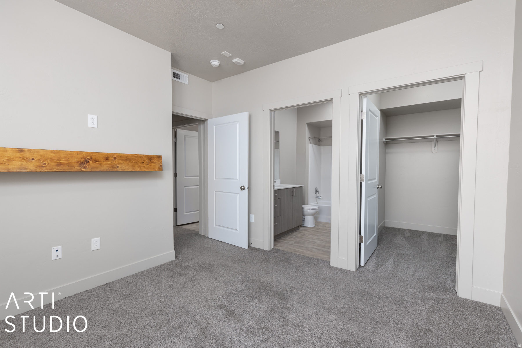PARKSIDE SEVEN - Residential