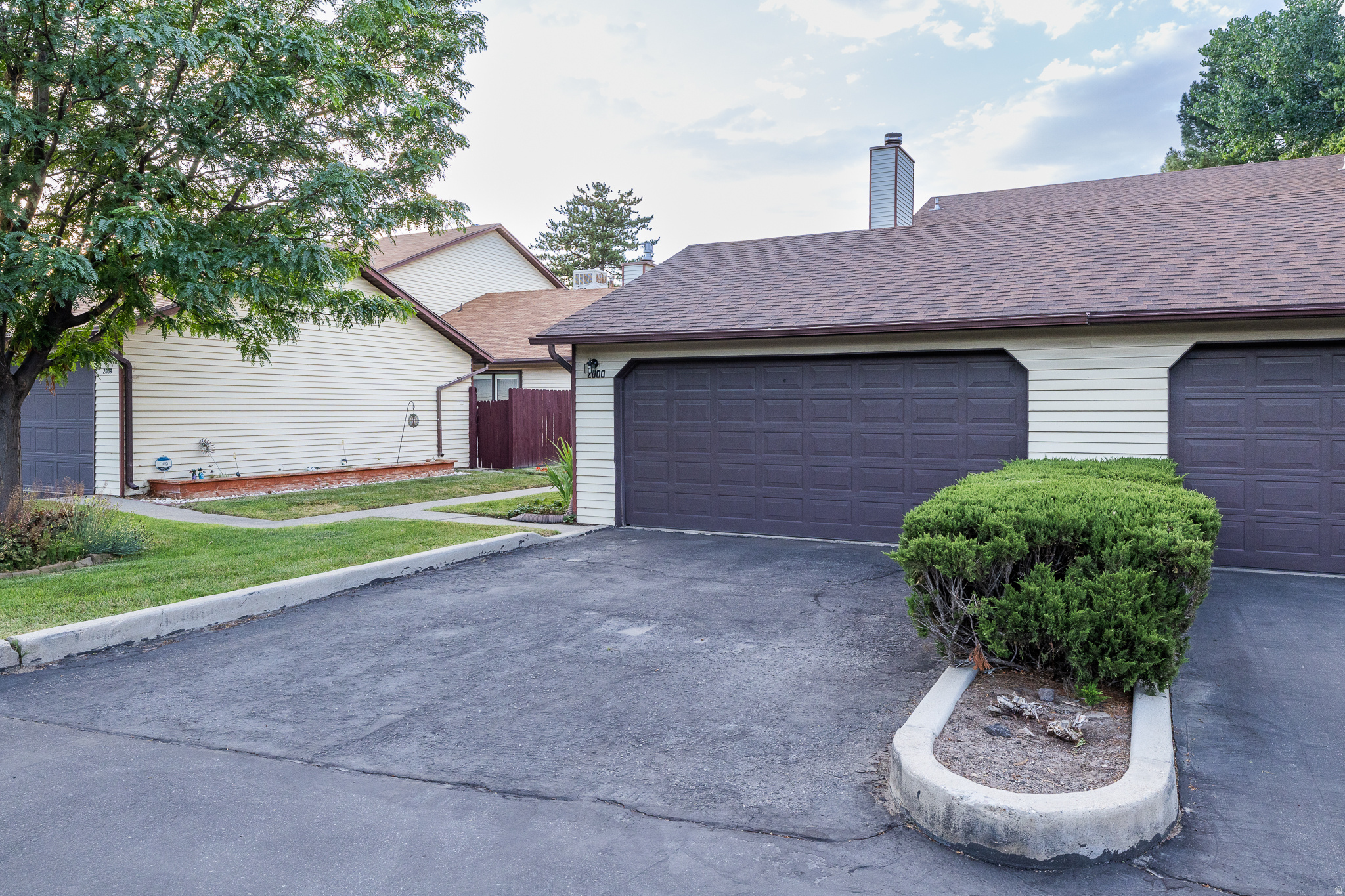 STONE CREEK - Residential