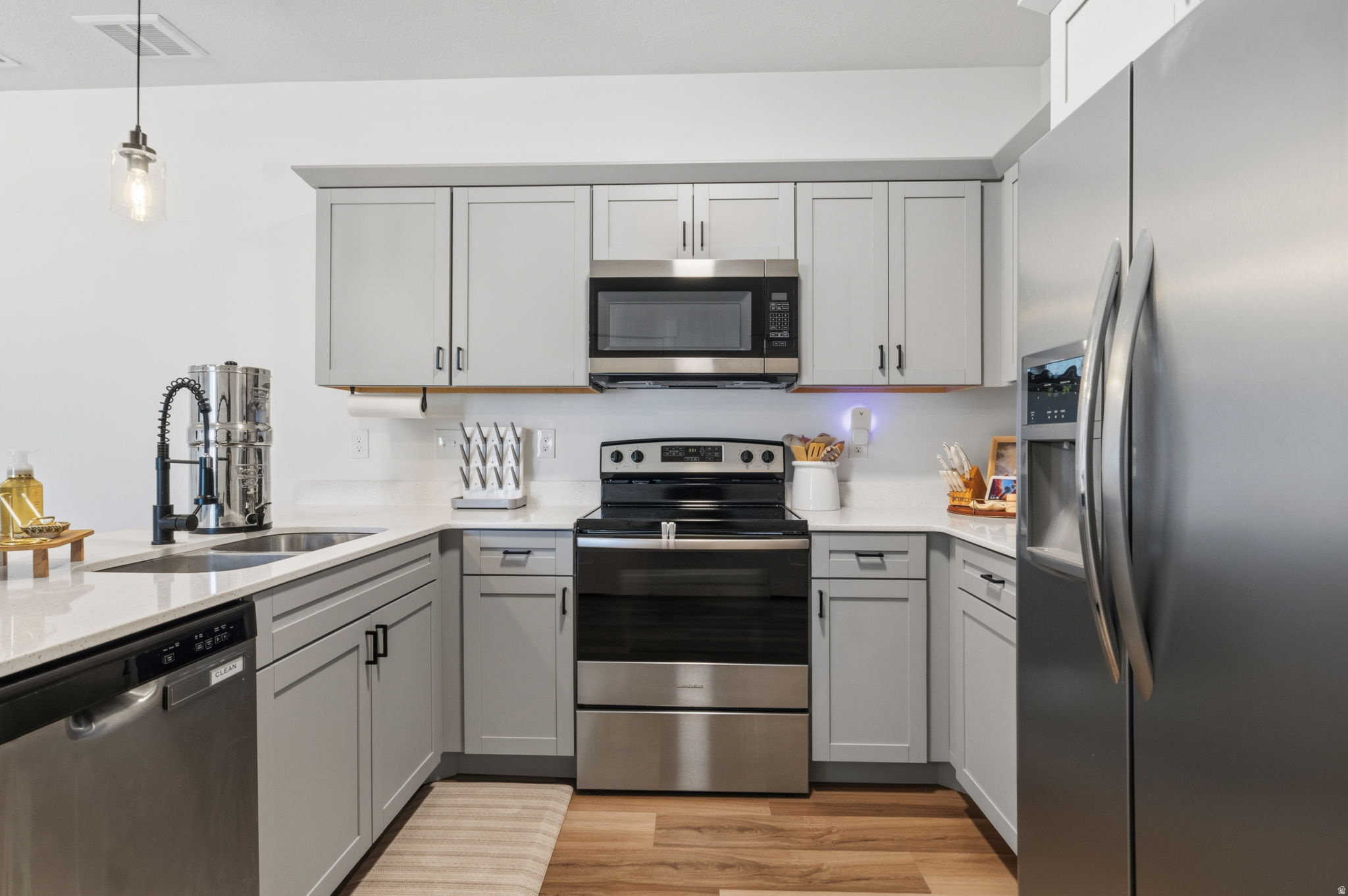 GARDNER POINT - Residential