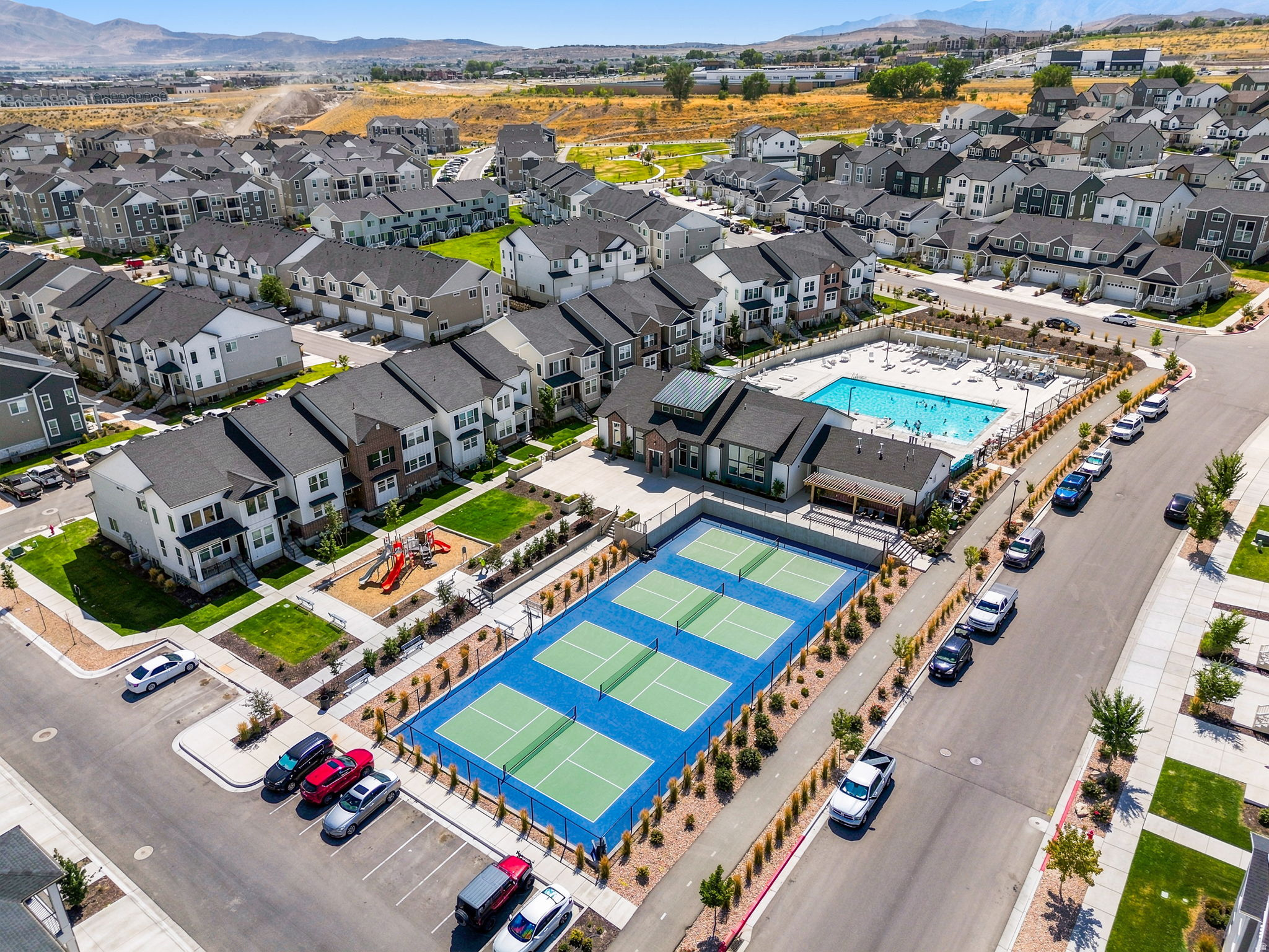 GARDNER POINT - Residential