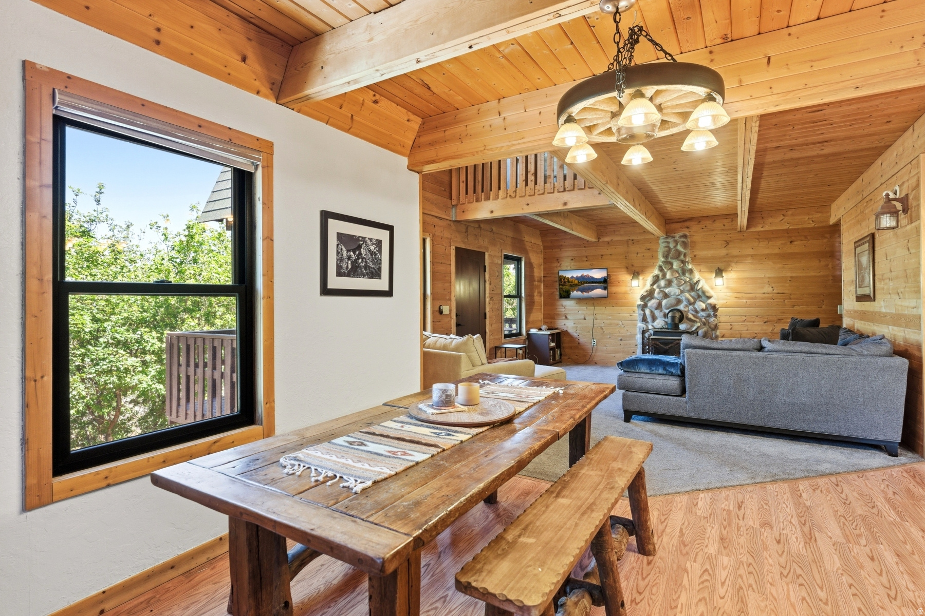 WOODLAND CREST - Residential