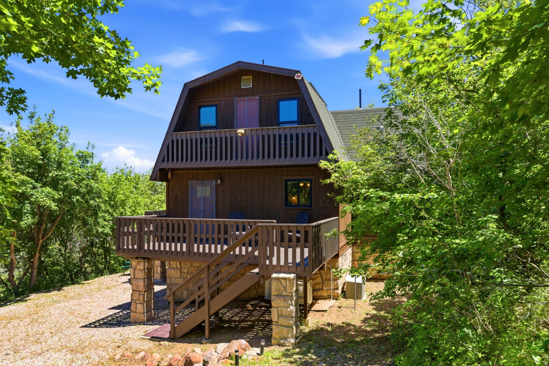 WOODLAND CREST - Residential