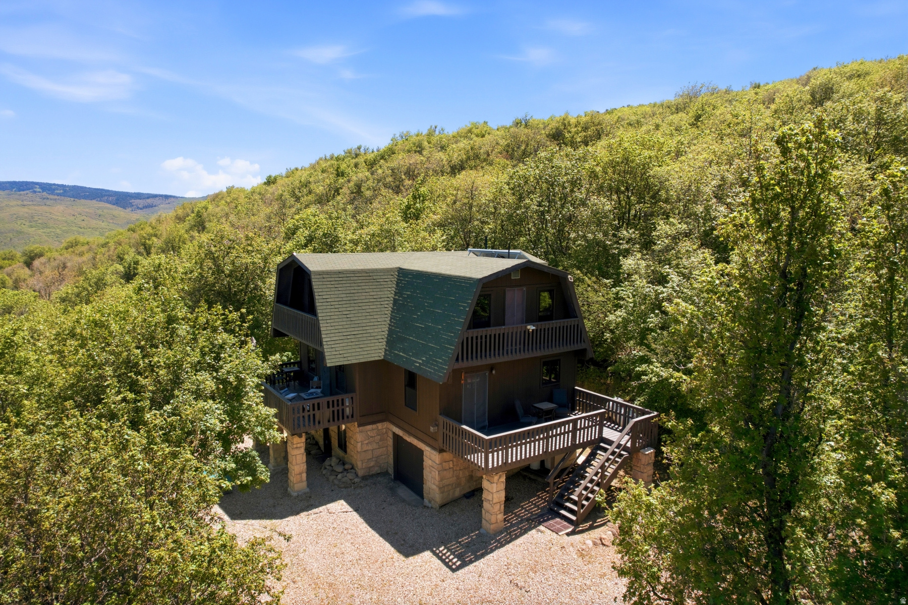 WOODLAND CREST - Residential