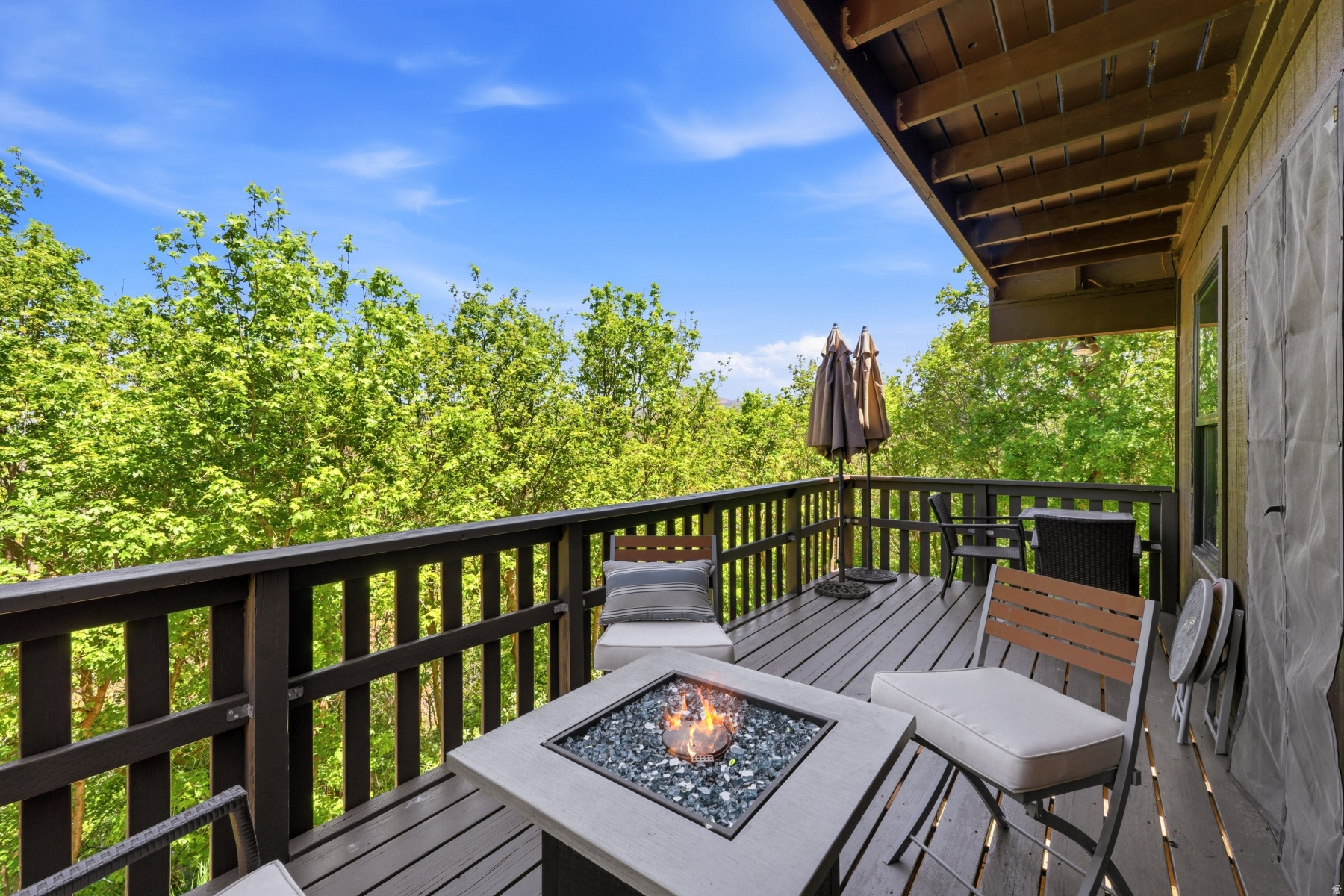 WOODLAND CREST - Residential