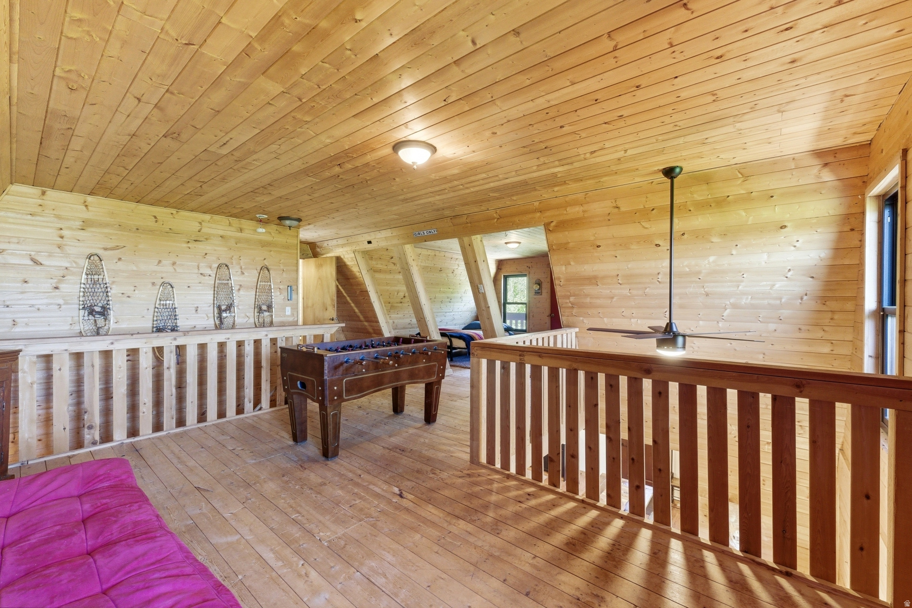 WOODLAND CREST - Residential