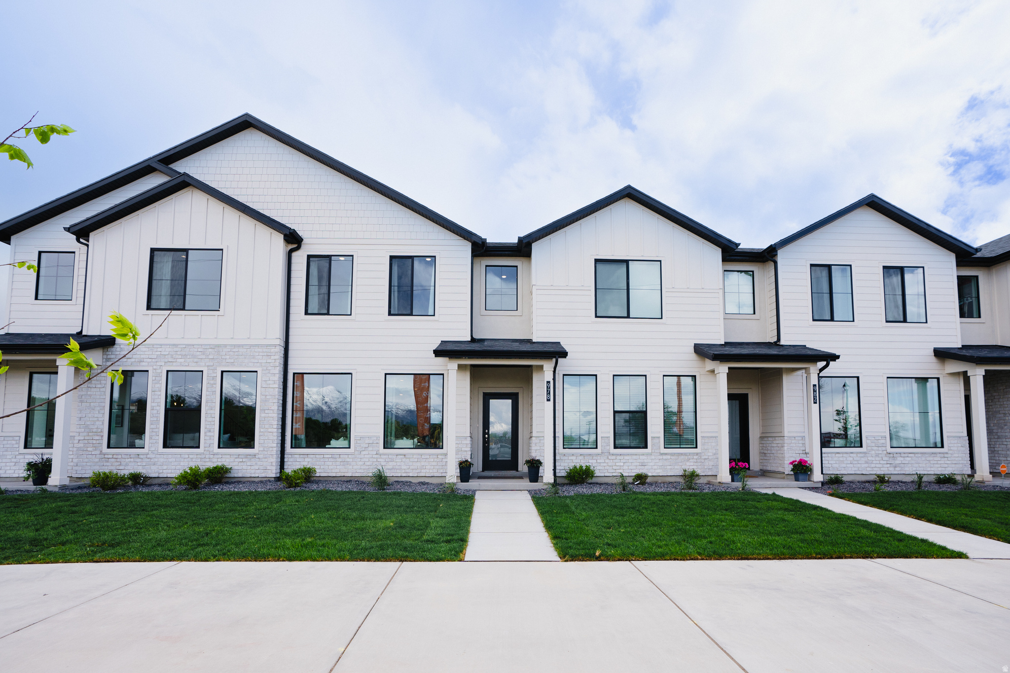 Over $13,000 in incentives! Come visit our beautiful master planned River Run community!Beautiful Modern Farmhouse townhomes! Awesome location with beautiful open concept layouts. This is our Afton layout-middle unit-we also have end units available! New beautiful 2 story townhome at our River Run master planned community in SF. Includes tons of nice finishes! 9' main floor ceilings, large windows throughout for tons of natural light, large kitchen island & huge walk-in pantry, large great room on main floor & open loft on second floor; Beautiful finishes throughout! BUYER CAN STILL CHOOSE ALL INTERIOR COLORS! Large oversized bedrooms & upstairs loft; super energy efficient w/tankless water heater, 95% efficient furnace, 2x6 exterior walls, upgraded insulation! Quality built by Keystone Construction. Only a few minutes to I-15! Master planned community w/community pool, pickleball courts & clubhouse, playground & dog park+ more! Near SF rodeo grounds, city park & rec center; lots of restaurants nearby! MUST SEE! Photos are of our AF model home;