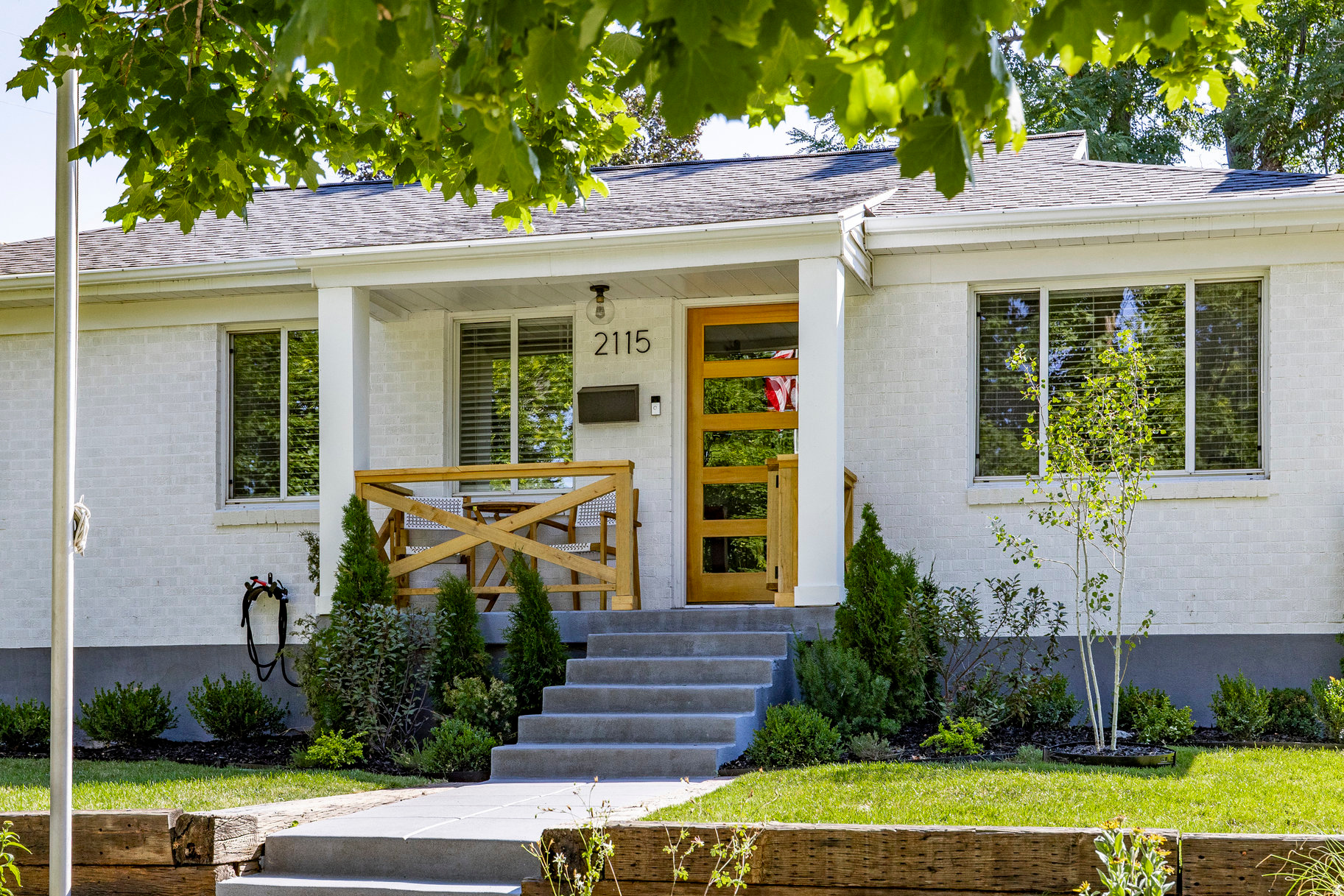COUNTRY CLUB HEIGHTS - Residential