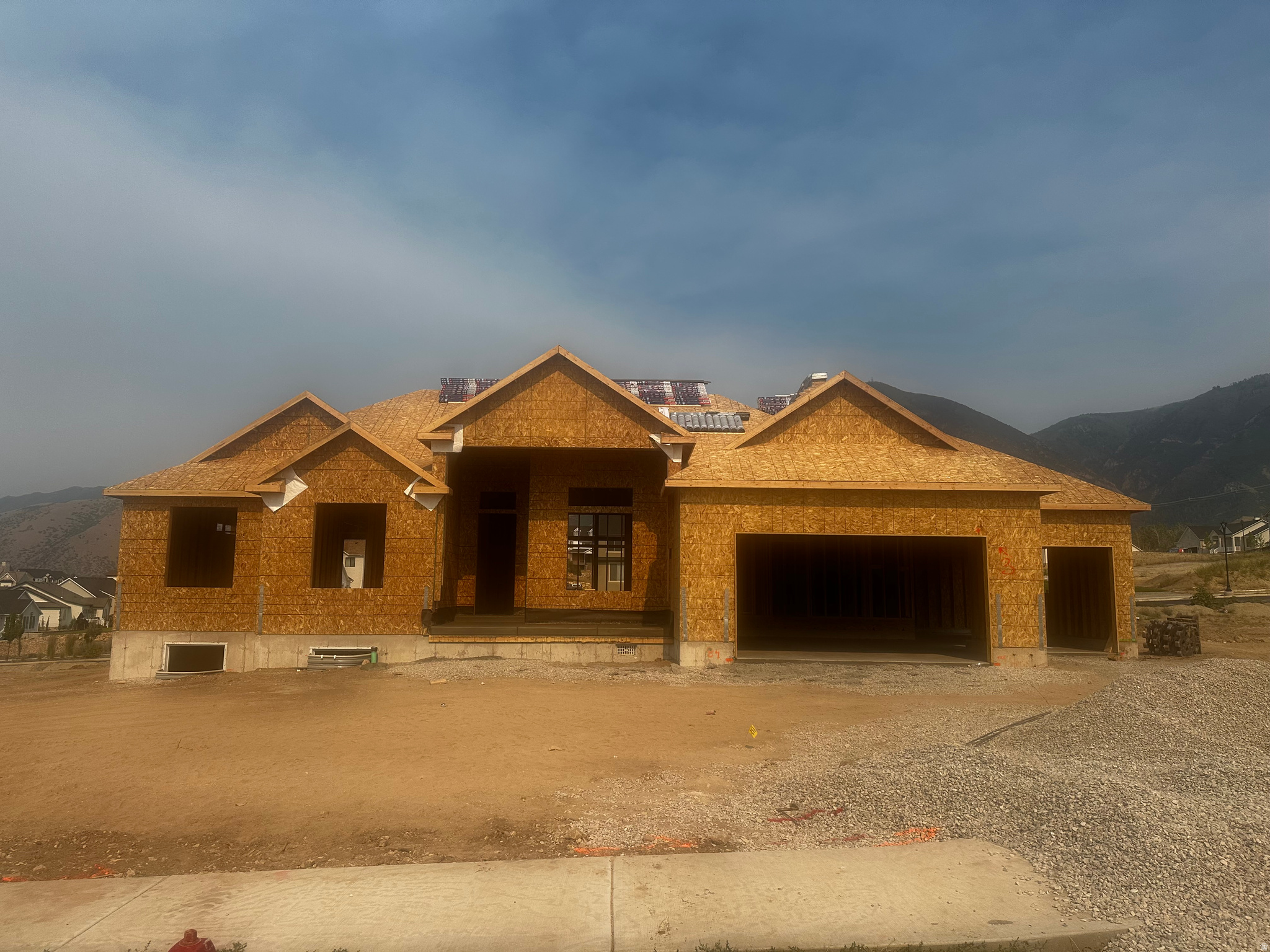 RIDGE - Residential