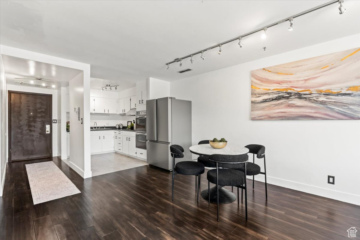 BONNEVILLE TOWER - Residential