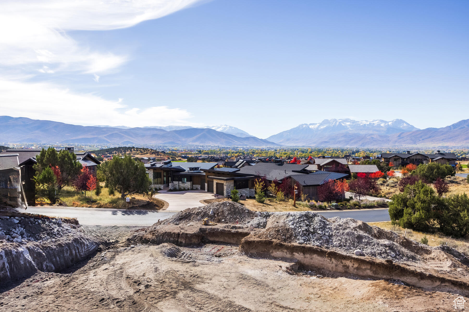 RED LEDGES - Residential