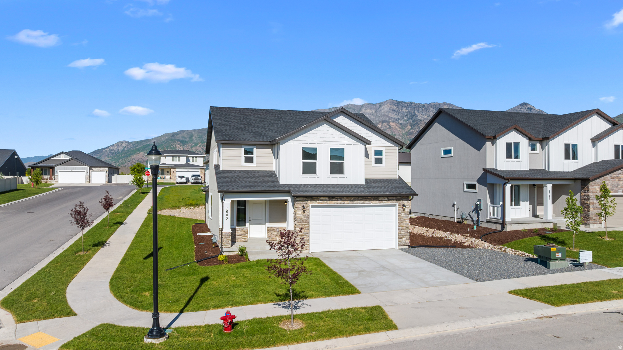 SUMMIT RIDGE - Residential