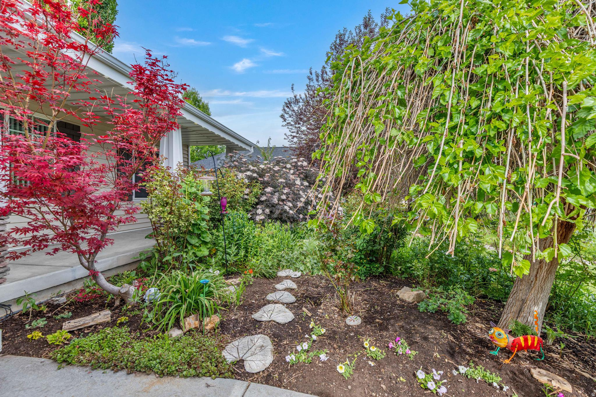 NORTHRIDGE - Residential