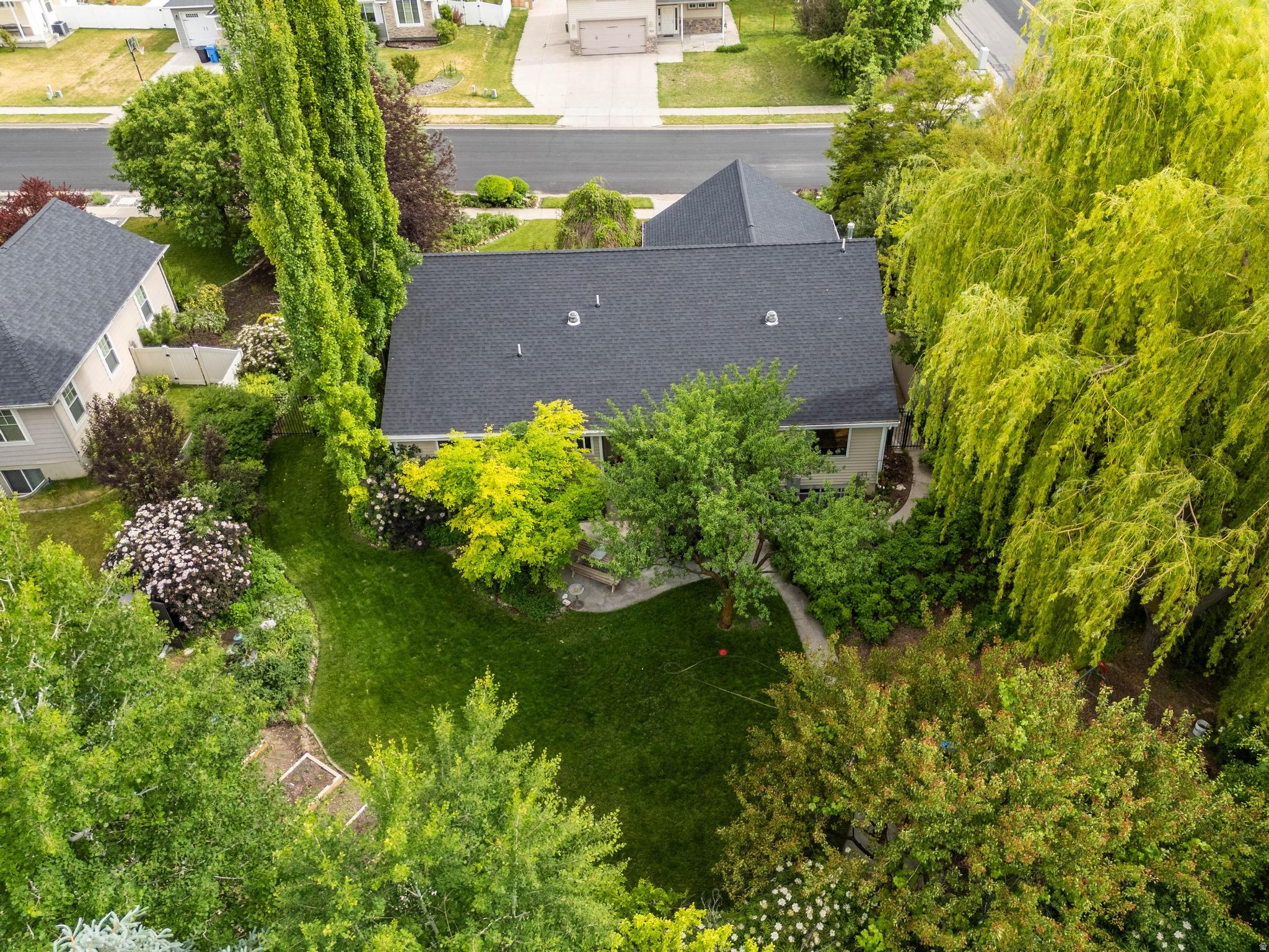 NORTHRIDGE - Residential