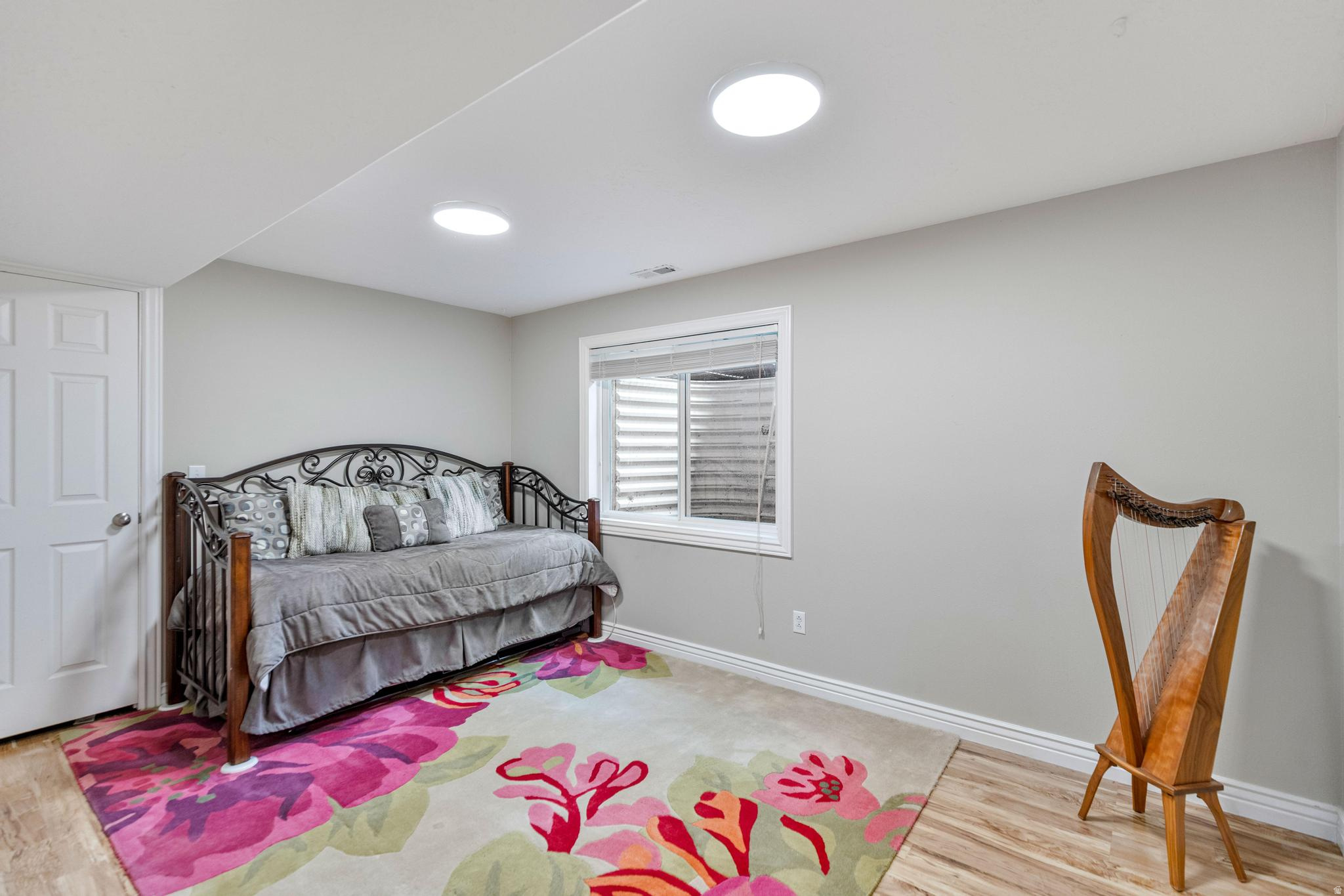 NORTHRIDGE - Residential