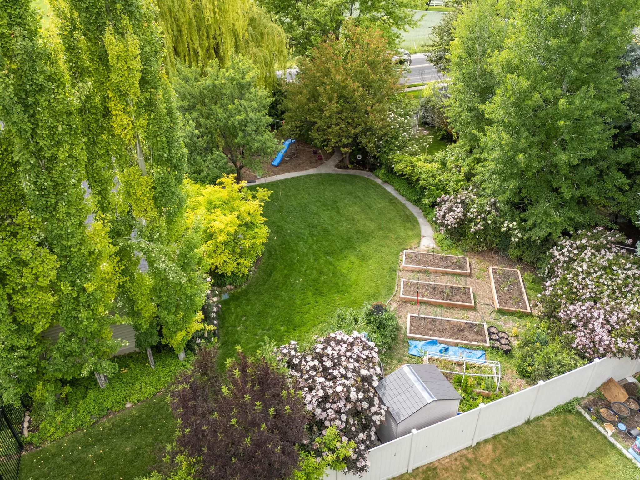 NORTHRIDGE - Residential