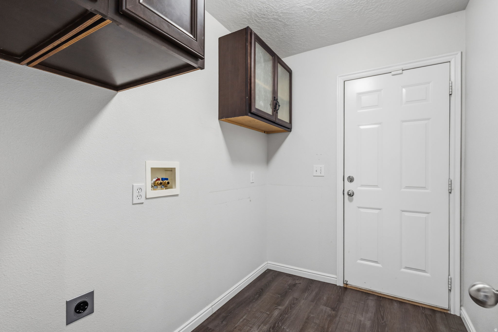 HUNTER VILLAGE - Residential