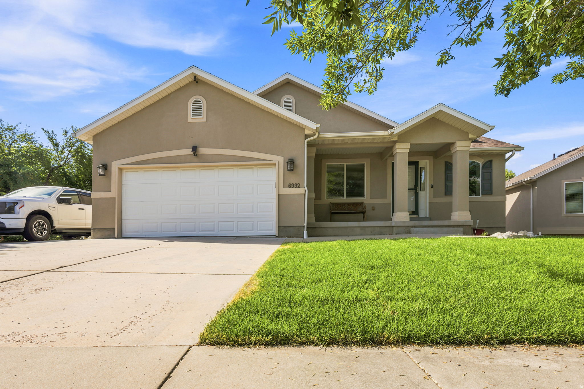 HUNTER VILLAGE - Residential