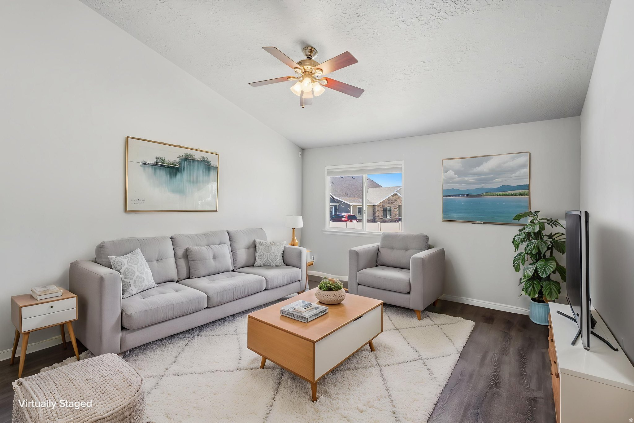 HUNTER VILLAGE - Residential