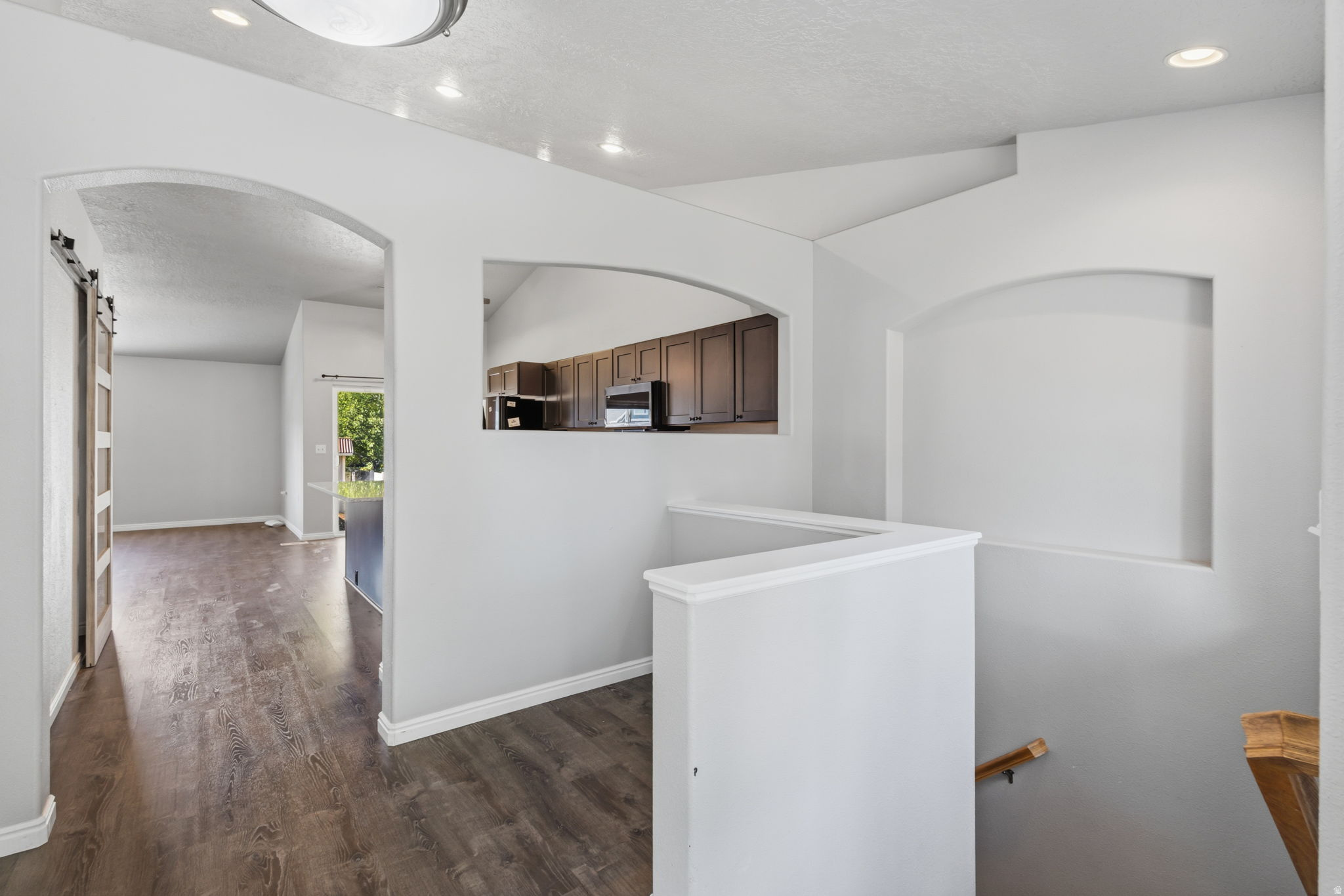 HUNTER VILLAGE - Residential