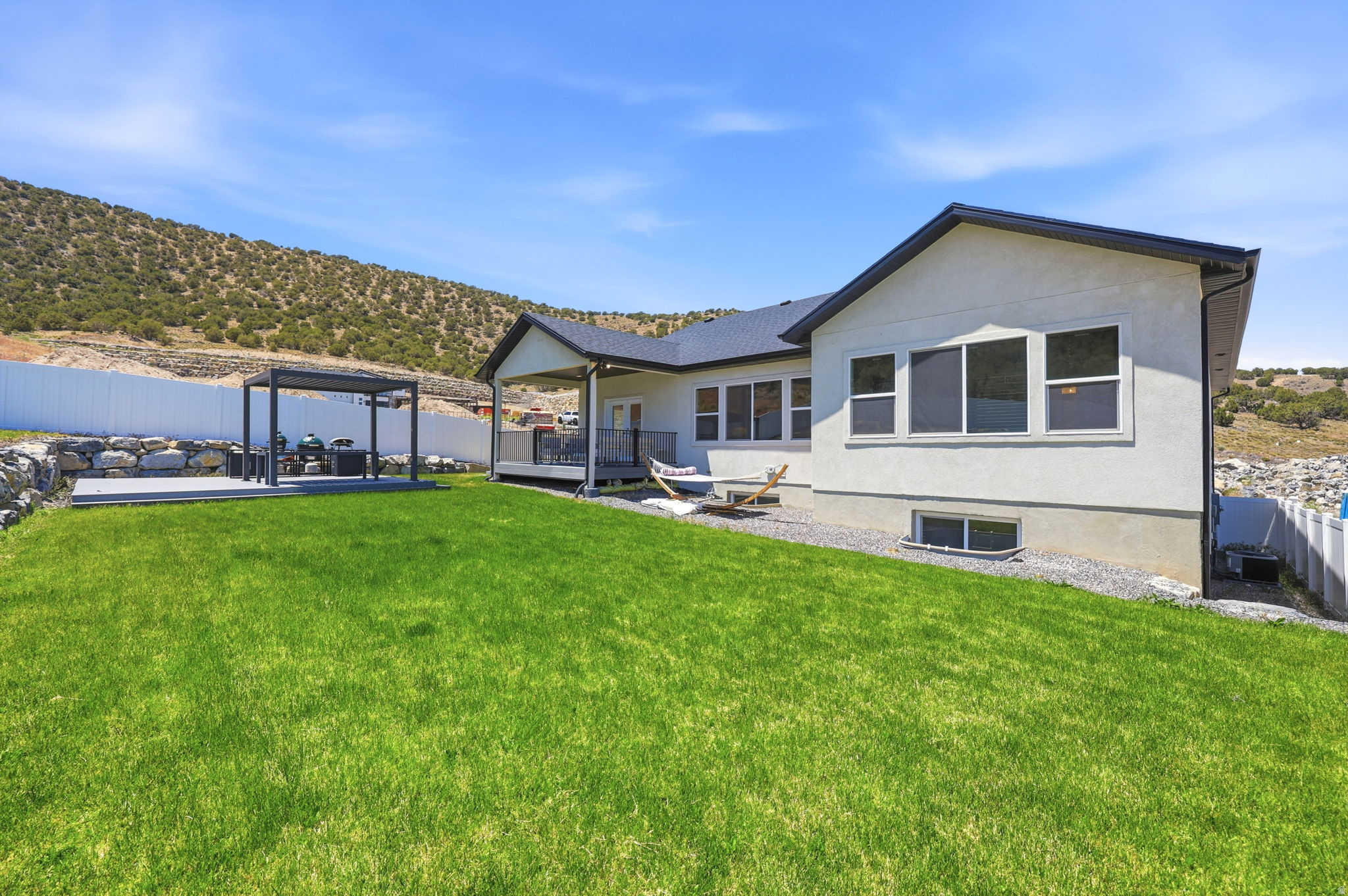 RIDGE - Residential