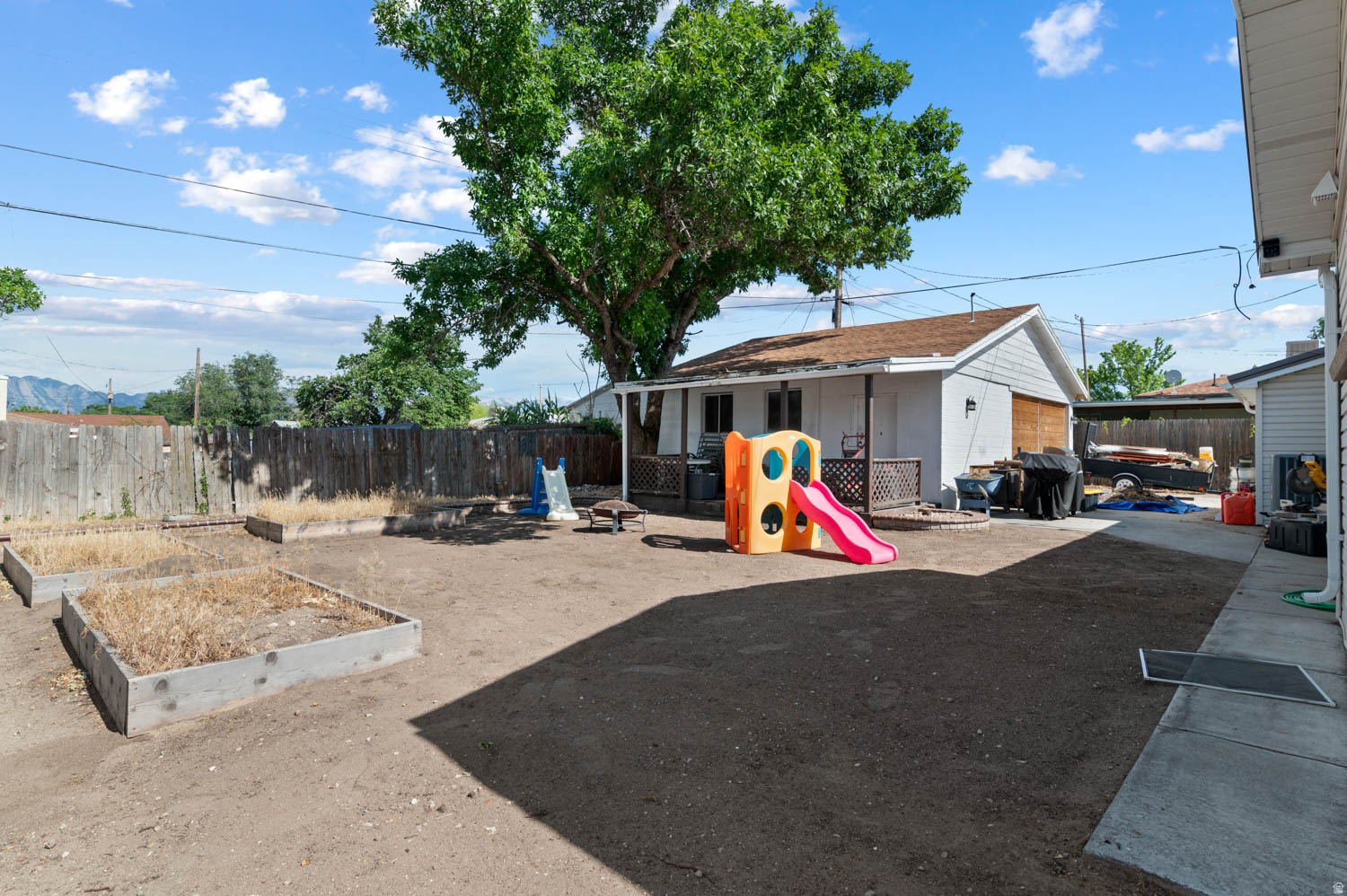 HOFFMAN HEIGHTS - Residential
