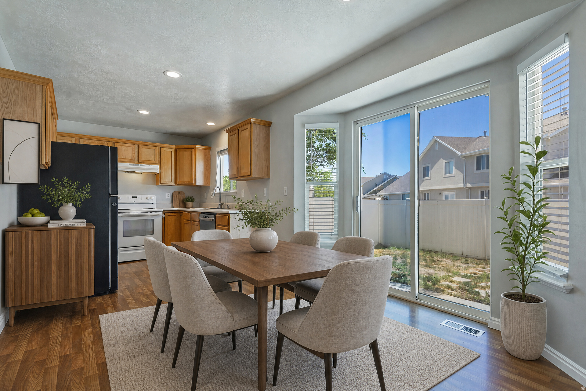 ADVANCED COMMUNITY S - Residential