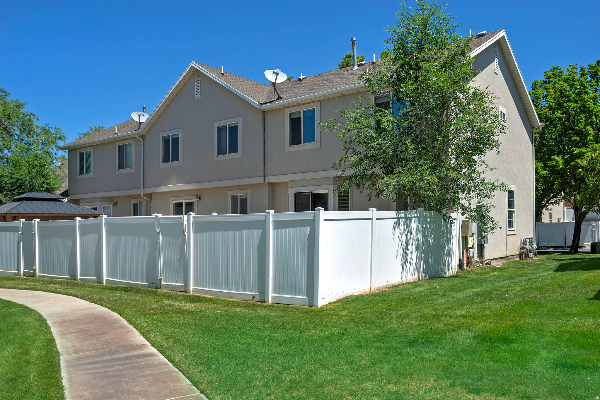 ADVANCED COMMUNITY S - Residential