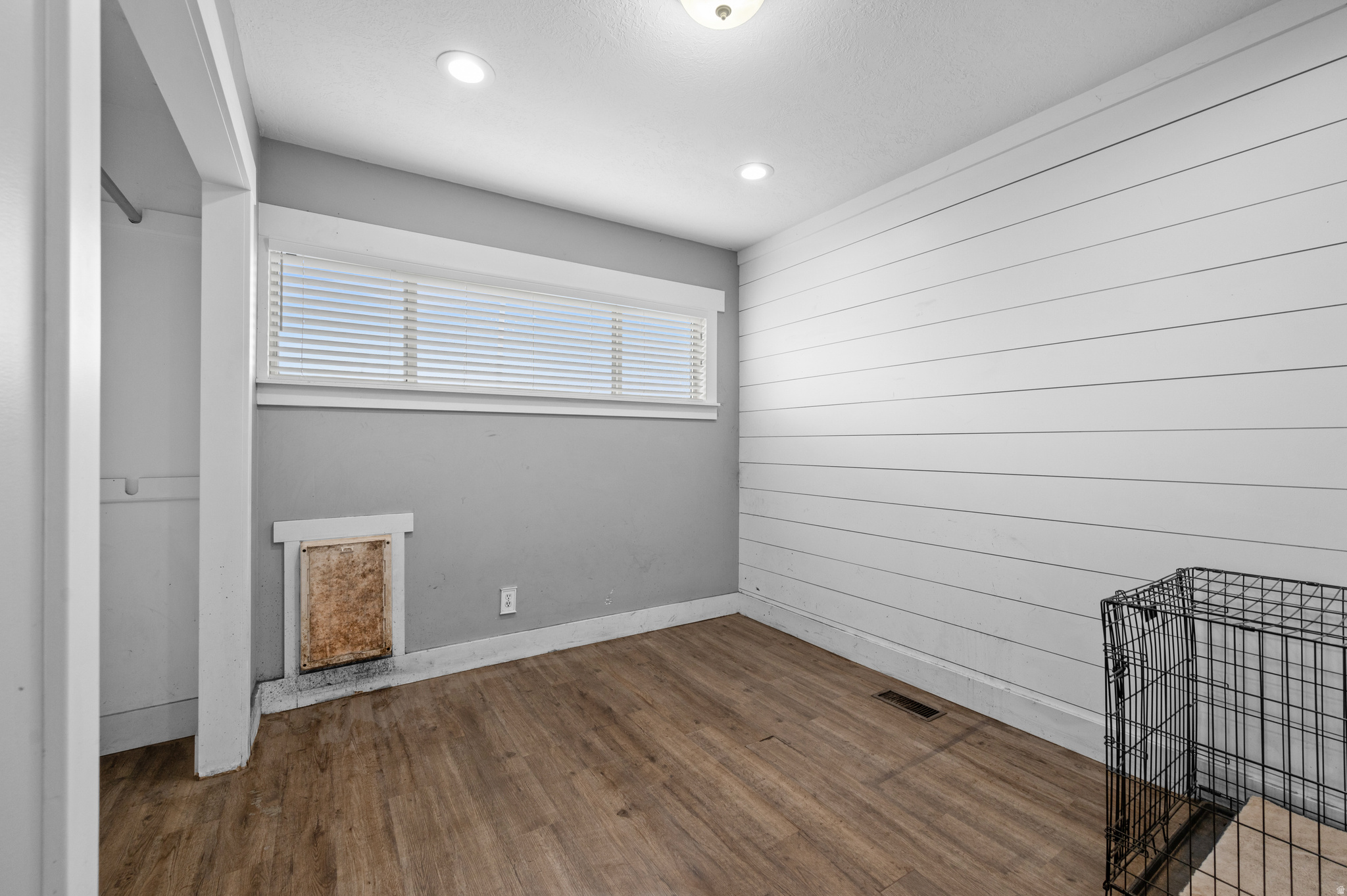 OQUIRRH HILLS #4 - Residential