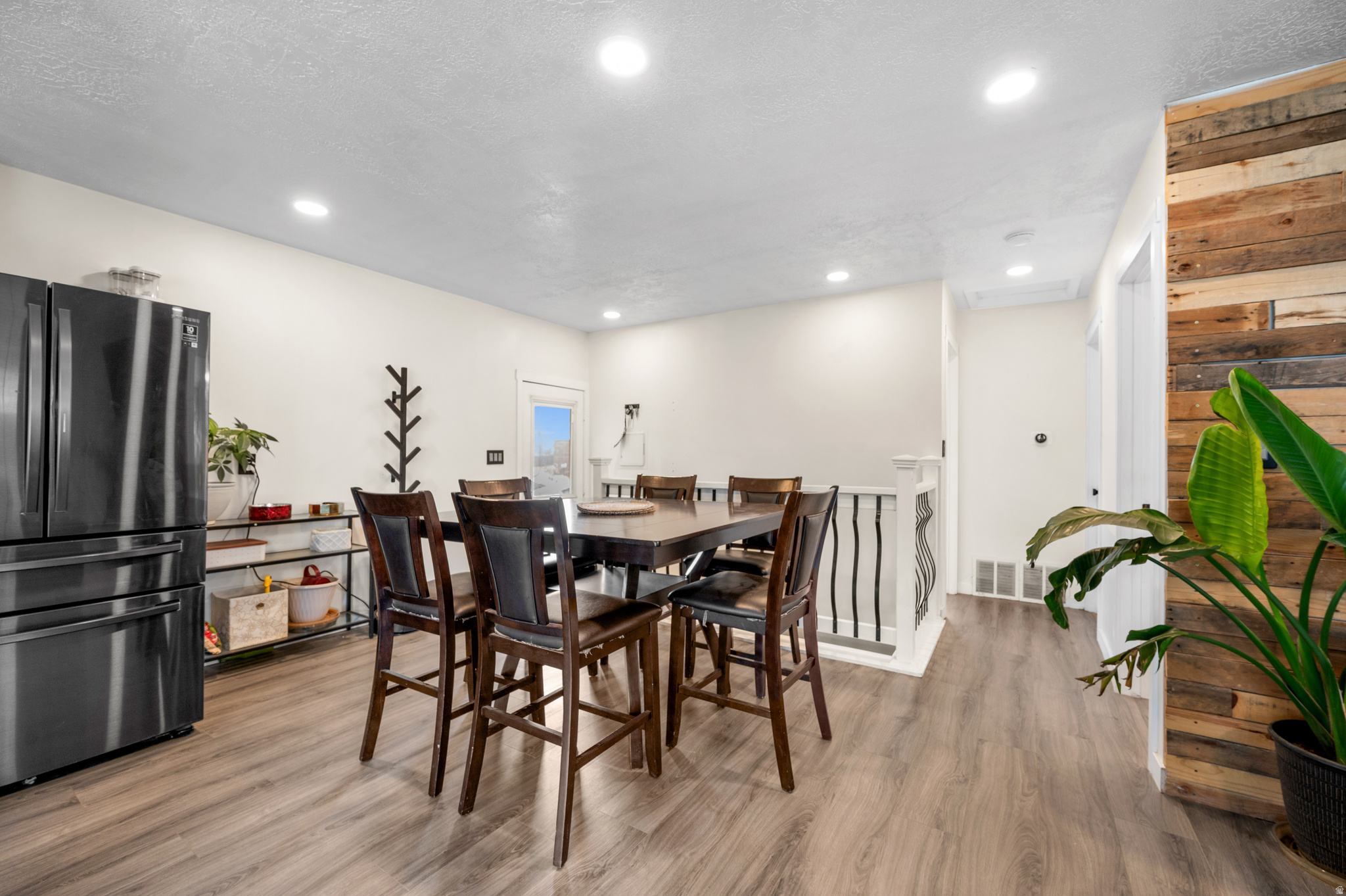 OQUIRRH HILLS #4 - Residential