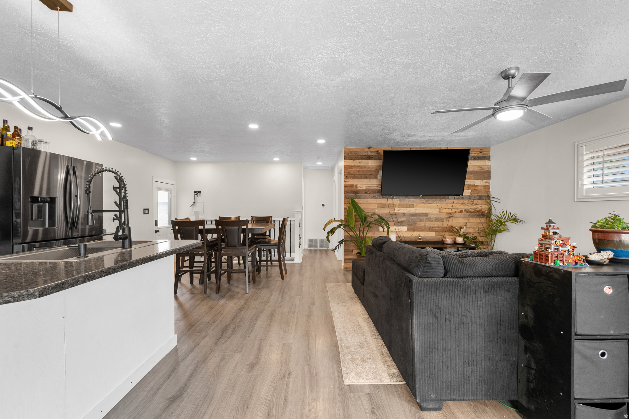 OQUIRRH HILLS #4 - Residential