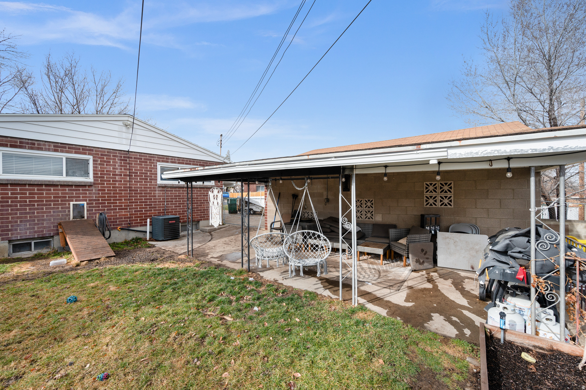 OQUIRRH HILLS #4 - Residential