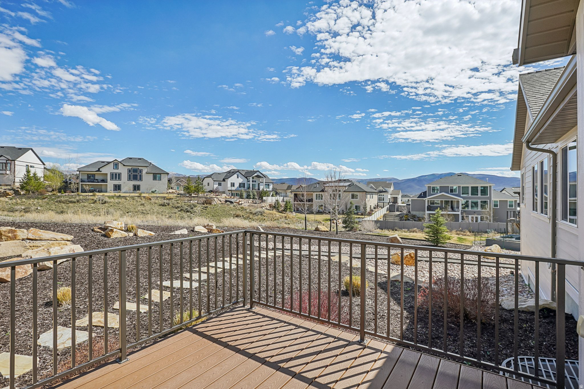 STONE CREEK - Residential