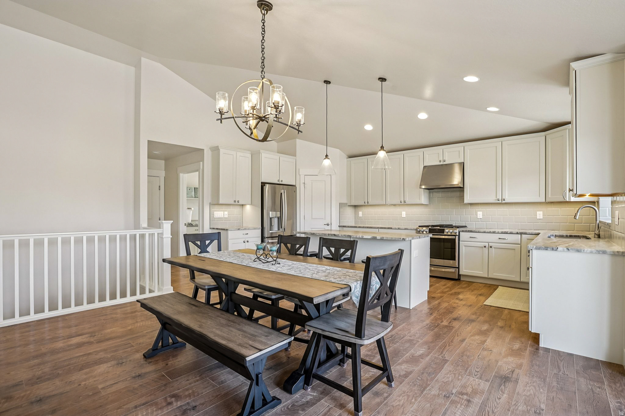 STONE CREEK - Residential
