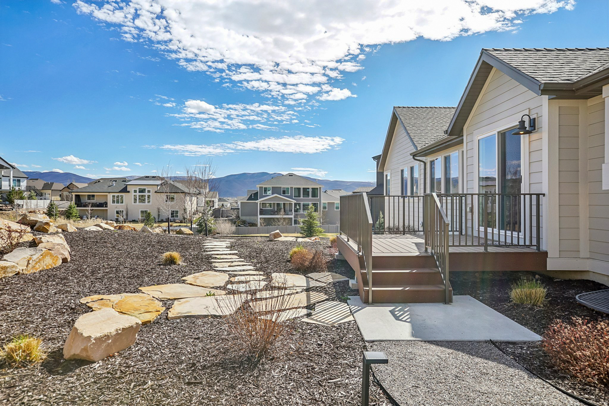 STONE CREEK - Residential